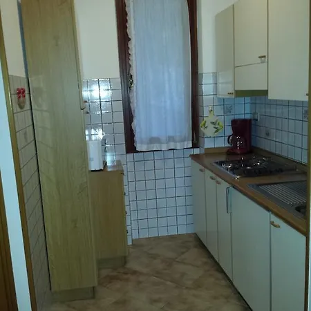 Miravalle ليمونِ سول غاردا
